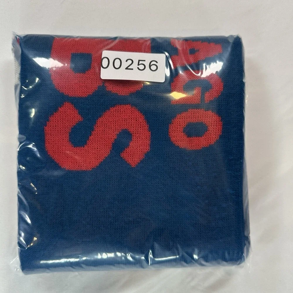 Chicago Cubs Scarf‎ MLB Big Team Logo, Collectible Knit Item